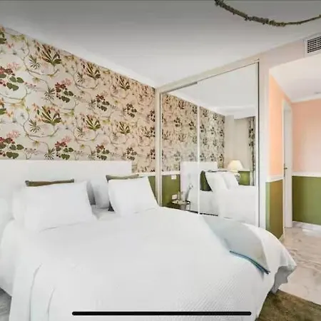 C127 Luxurious Designer Walk To Puerto Banus * Marbella