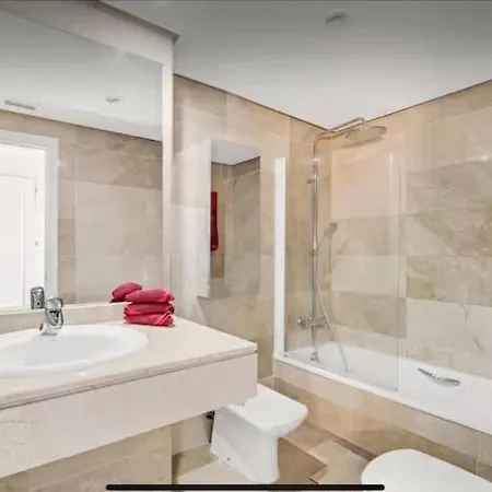 Apartment C127 Luxurious Designer Walk To Puerto Banus